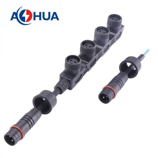 1 in 4 out Distributor Waterproof Connector