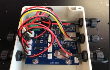 IP67 Panel Mount Connector: Made of Nylon Material with Solid Pin Contact widely used in which industries?